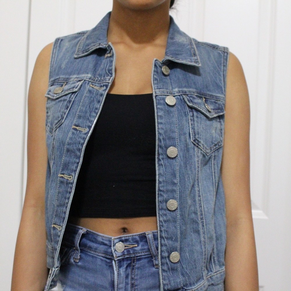 Jean Vest